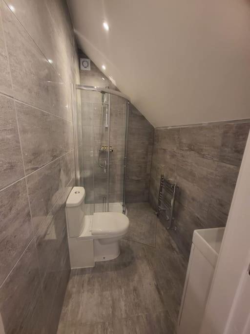 New 4 Bedrm House! Parking. 10Min To City / Etihad Manchester Exterior foto